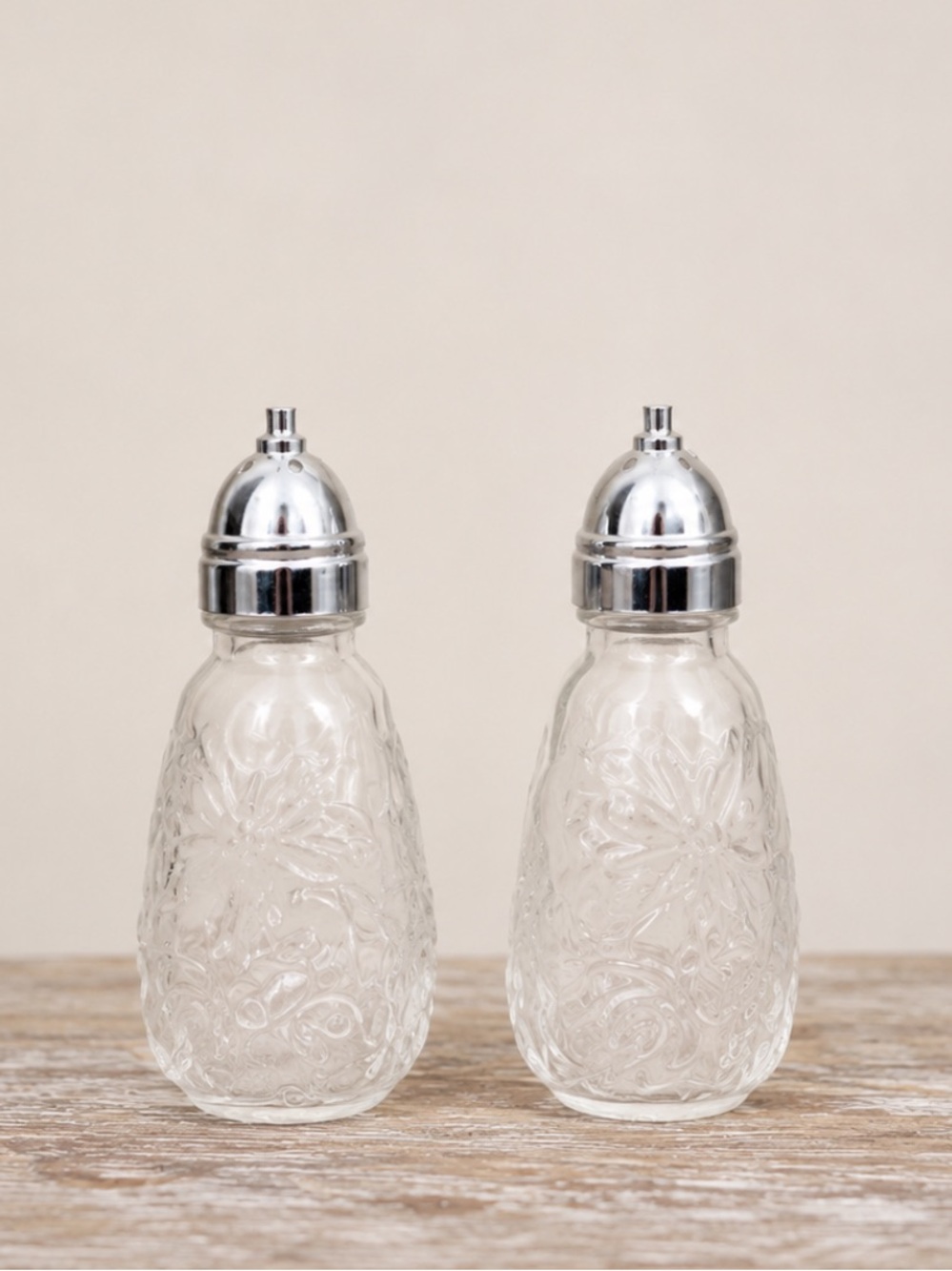 Princess House Fantasia Salt & Pepper Shakers Pressed‎ Glass Floral Vintage Set